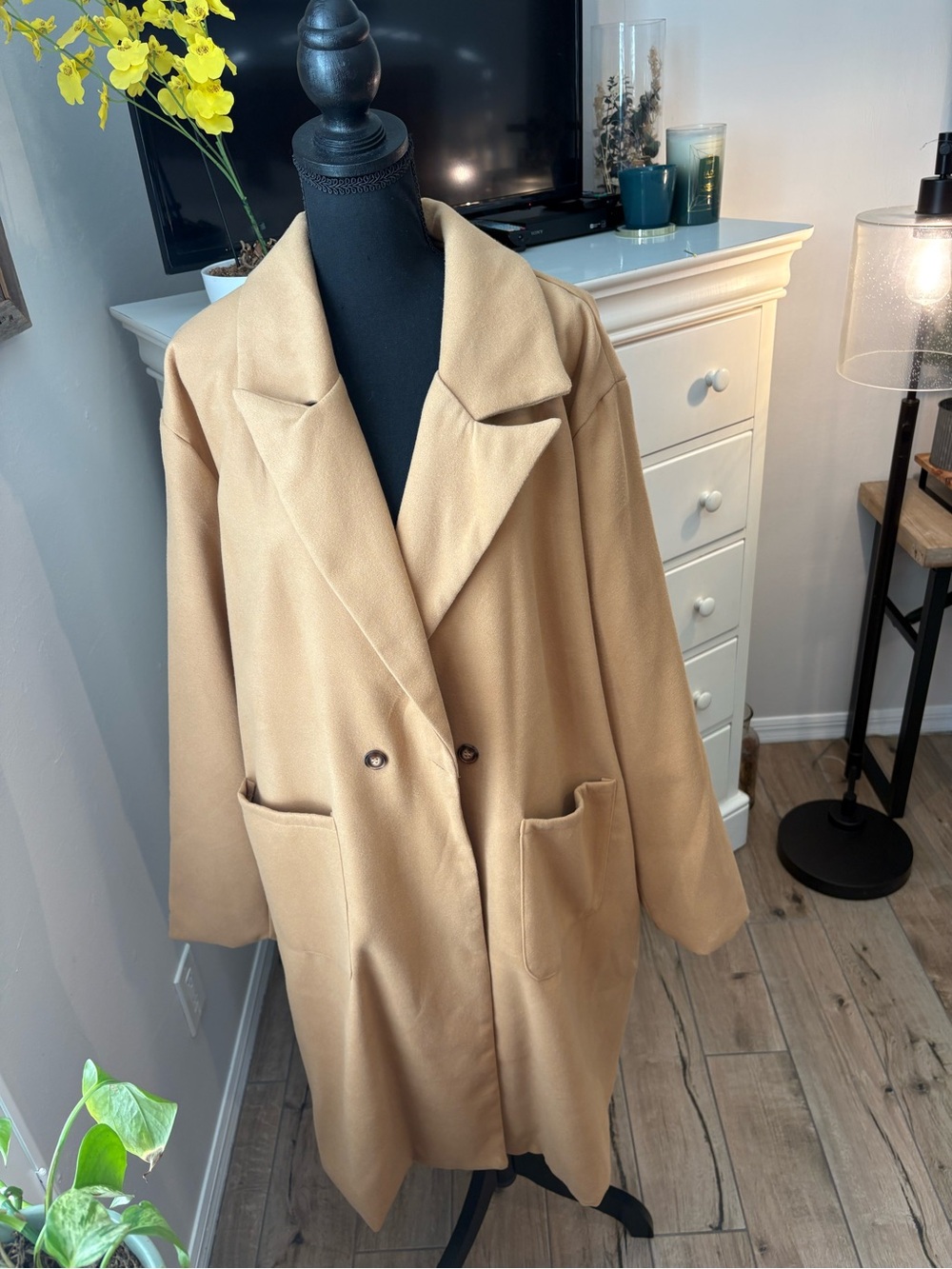 Chic Soul NWOT Classic Double-Breasted Women's Camel Coat, XXL